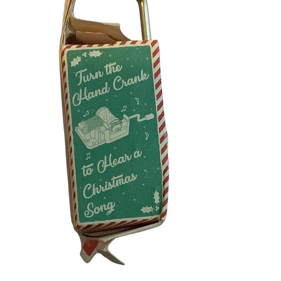 Christmas Pocket Music Box Jingle Bells By Twos Company Hand Crank - Picture 3 of 4